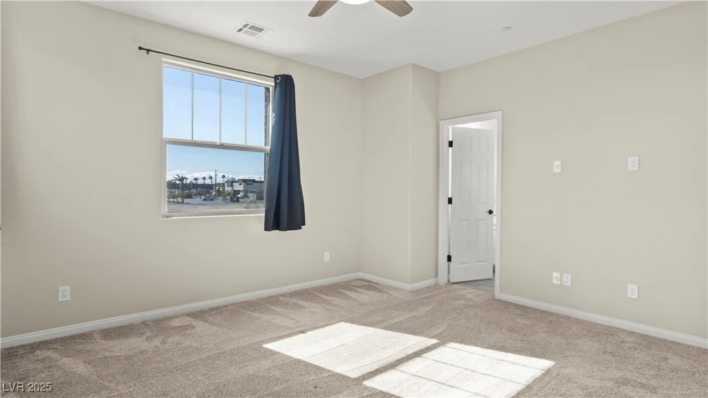 1803 Potosi Peak, North Las Vegas, NV 89031