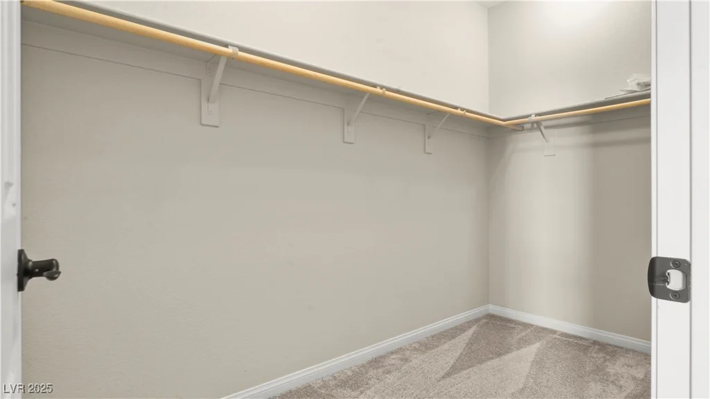 1803 Potosi Peak, North Las Vegas, NV 89031