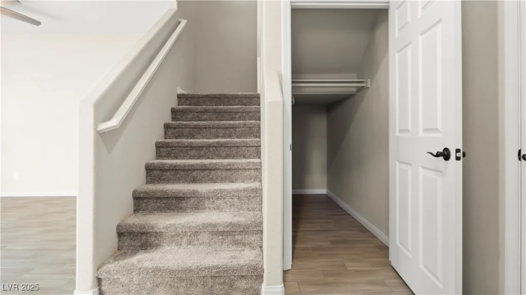 1803 Potosi Peak, North Las Vegas, NV 89031