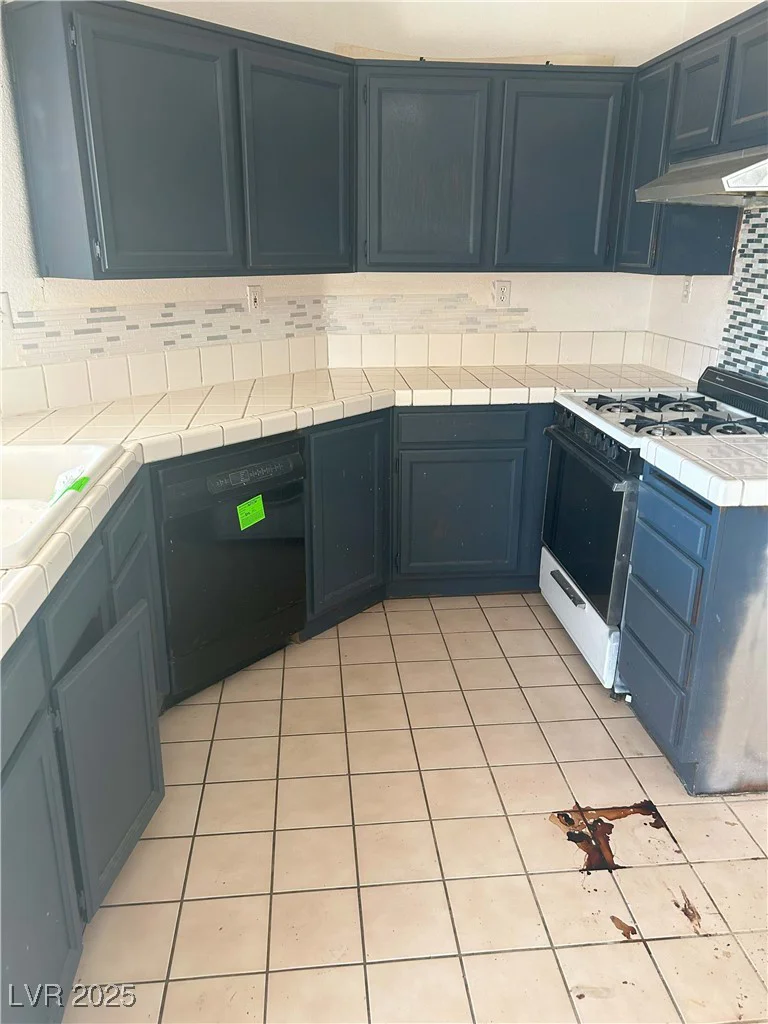 1805 Monte Alban, North Las Vegas, NV 89031