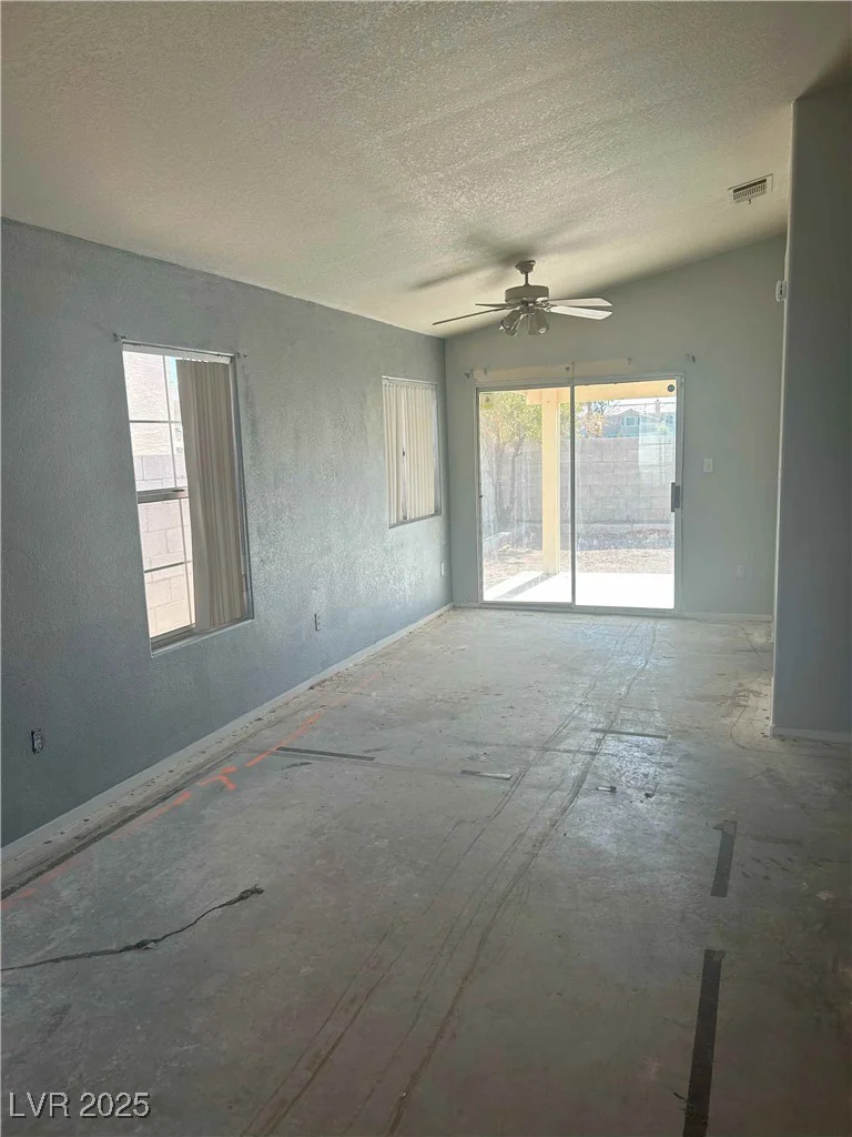 1805 Monte Alban, North Las Vegas, NV 89031