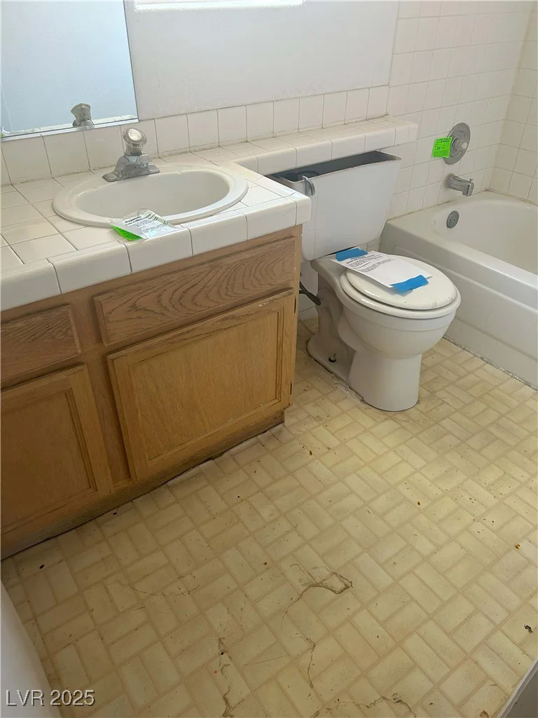 1805 Monte Alban, North Las Vegas, NV 89031