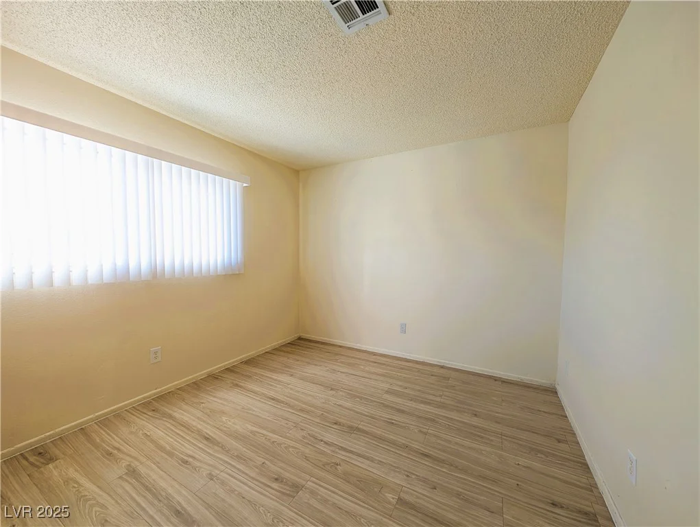 1912 Carey, North Las Vegas, NV 89032