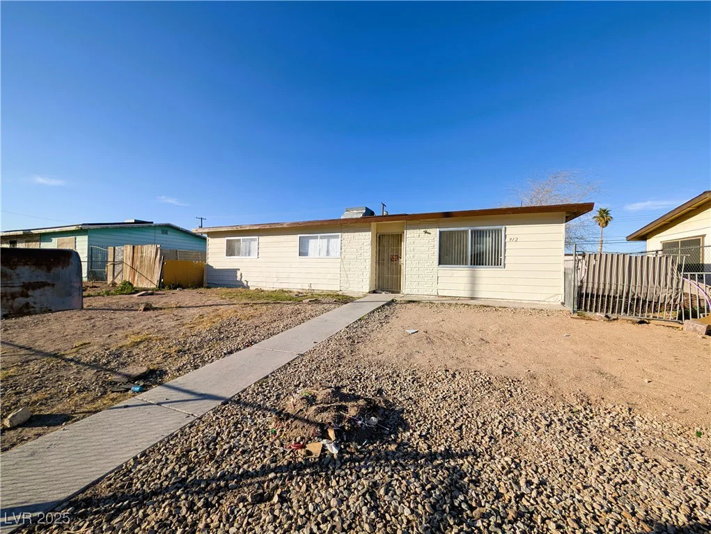 1912 Carey, North Las Vegas, NV 89032