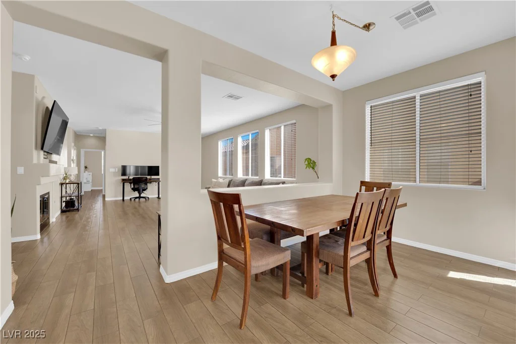 9005 Picket Fence, Las Vegas, NV 89143