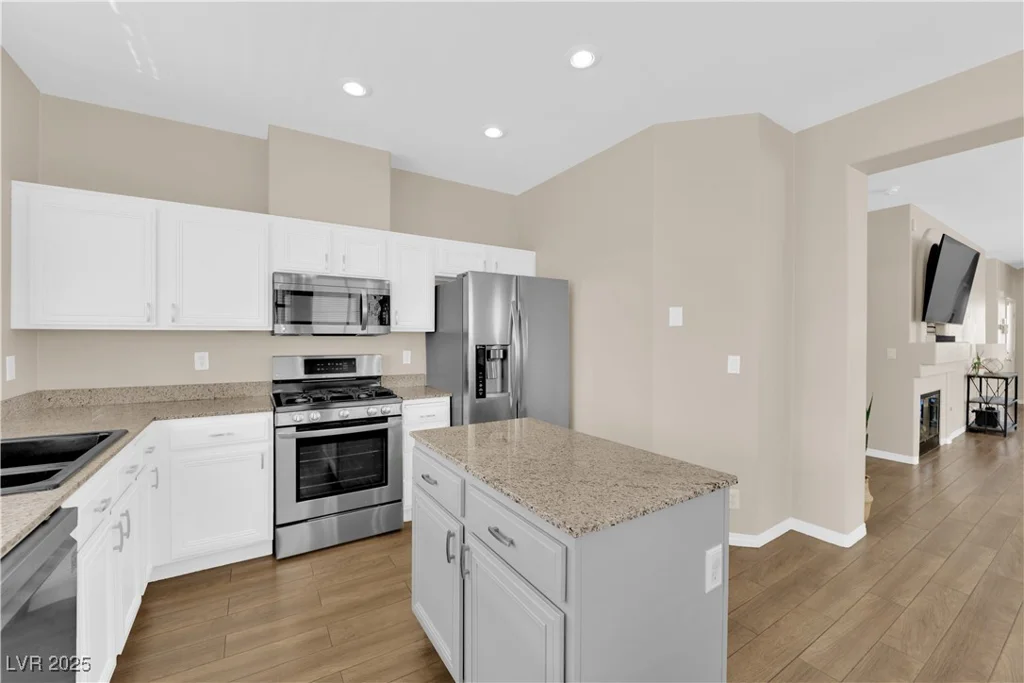 9005 Picket Fence, Las Vegas, NV 89143