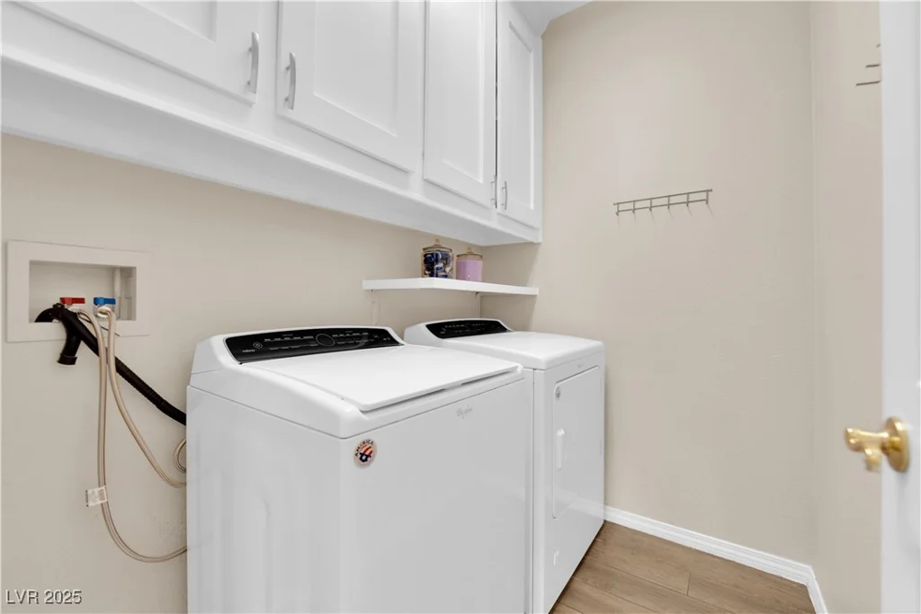 9005 Picket Fence, Las Vegas, NV 89143