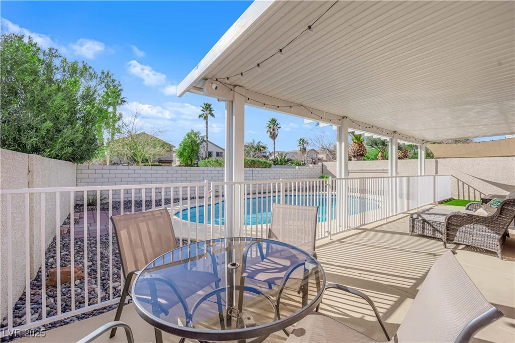 9005 Picket Fence, Las Vegas, NV 89143