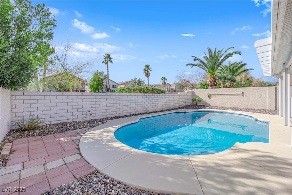 9005 Picket Fence, Las Vegas, NV 89143