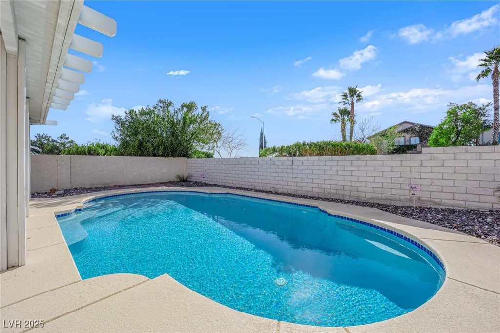 9005 Picket Fence, Las Vegas, NV 89143