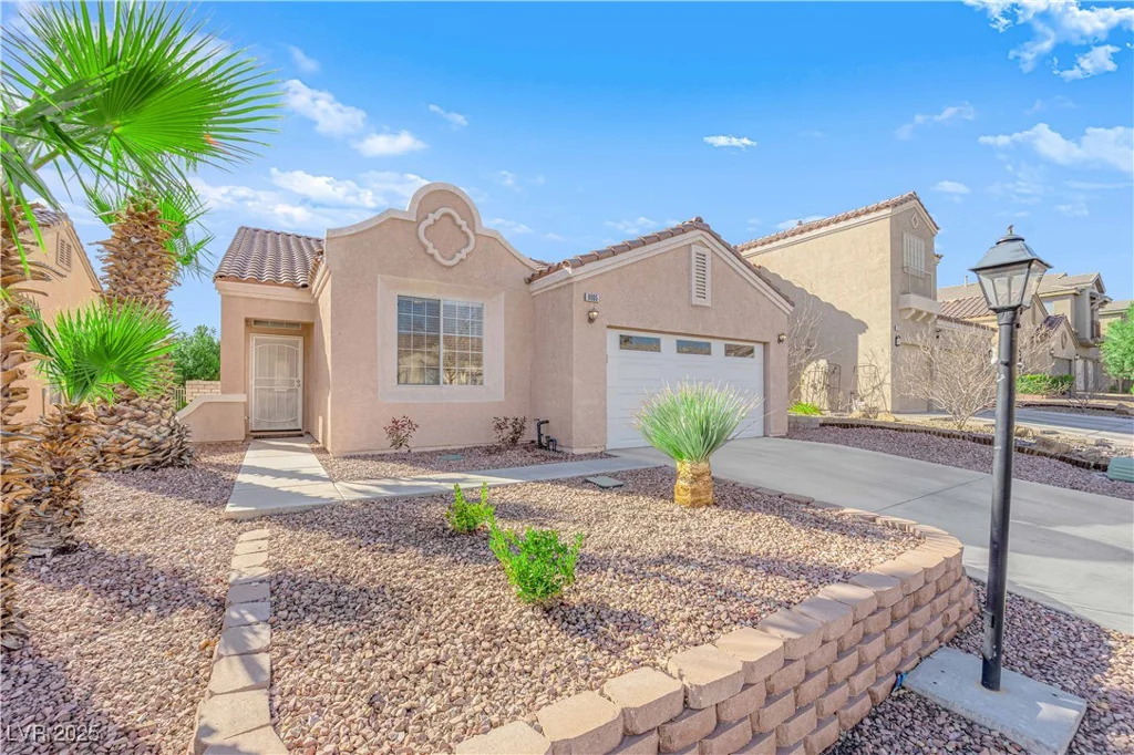 9005 Picket Fence, Las Vegas, NV 89143