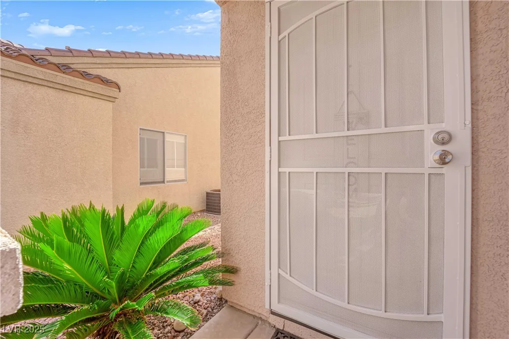 9005 Picket Fence, Las Vegas, NV 89143