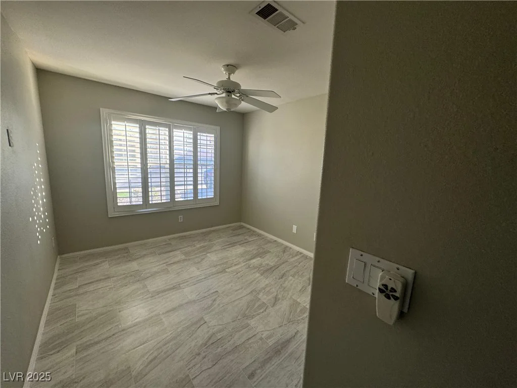 70 Moonlight Village, Henderson, NV 89012