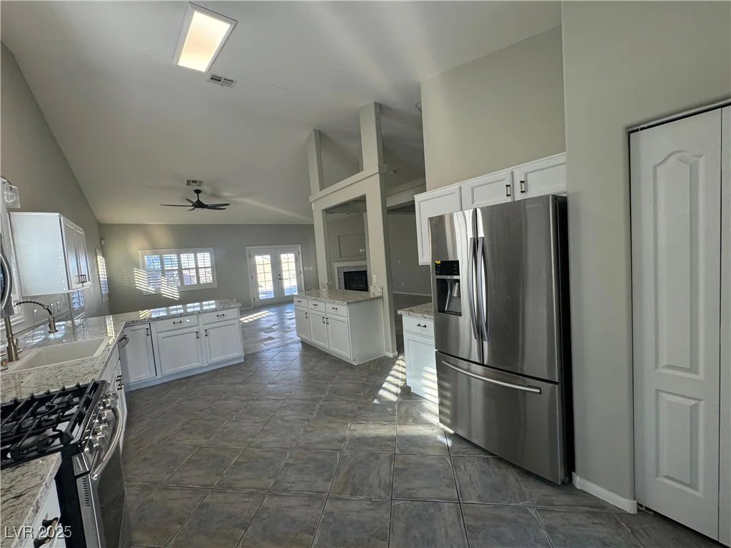70 Moonlight Village, Henderson, NV 89012