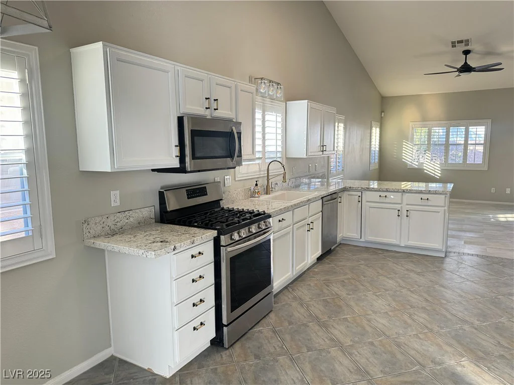 70 Moonlight Village, Henderson, NV 89012