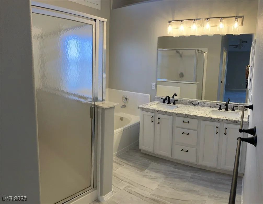 70 Moonlight Village, Henderson, NV 89012