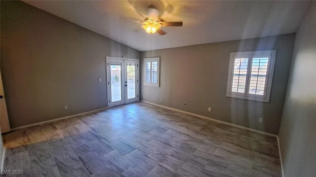 70 Moonlight Village, Henderson, NV 89012