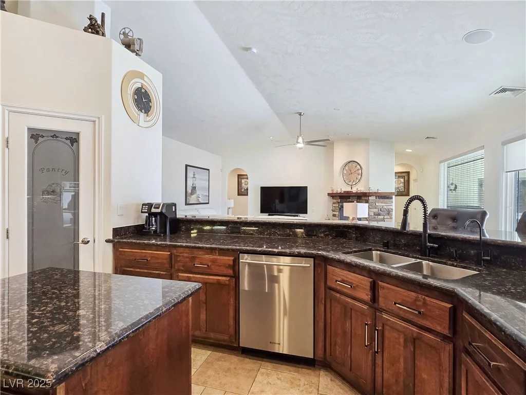 1981 Labrador, Pahrump, NV 89048