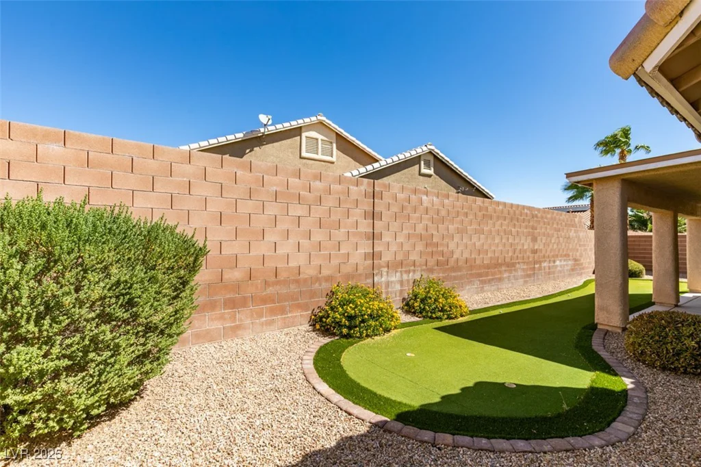 3412 Amish, North Las Vegas, NV 89031