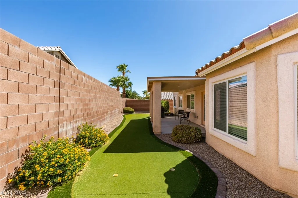 3412 Amish, North Las Vegas, NV 89031