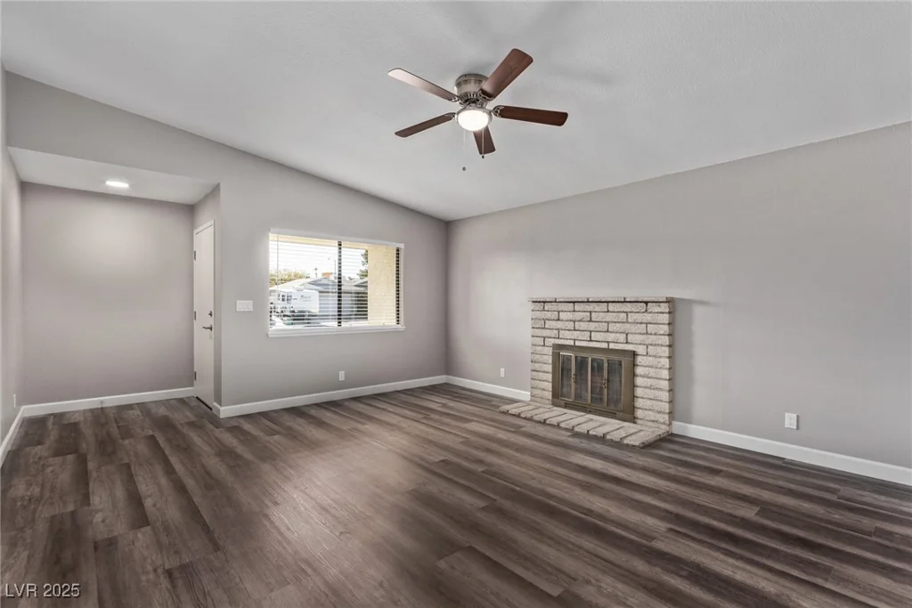 6412 Miragrande, Las Vegas, NV 89108