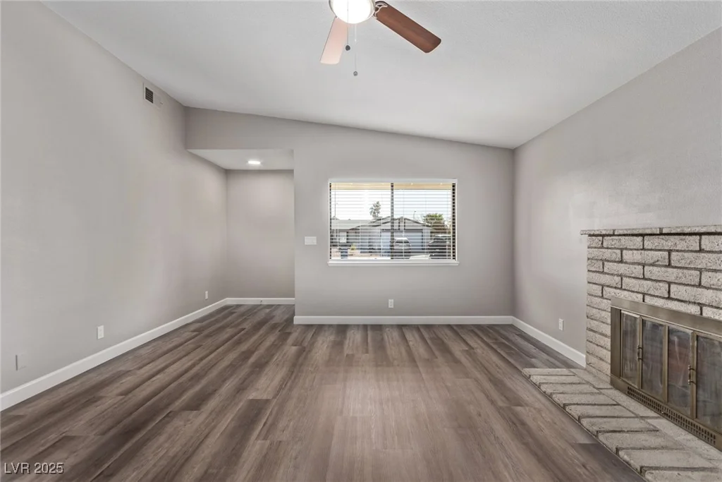 6412 Miragrande, Las Vegas, NV 89108
