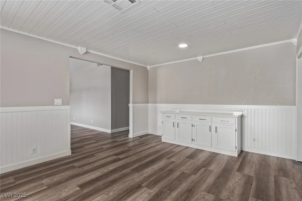 6412 Miragrande, Las Vegas, NV 89108