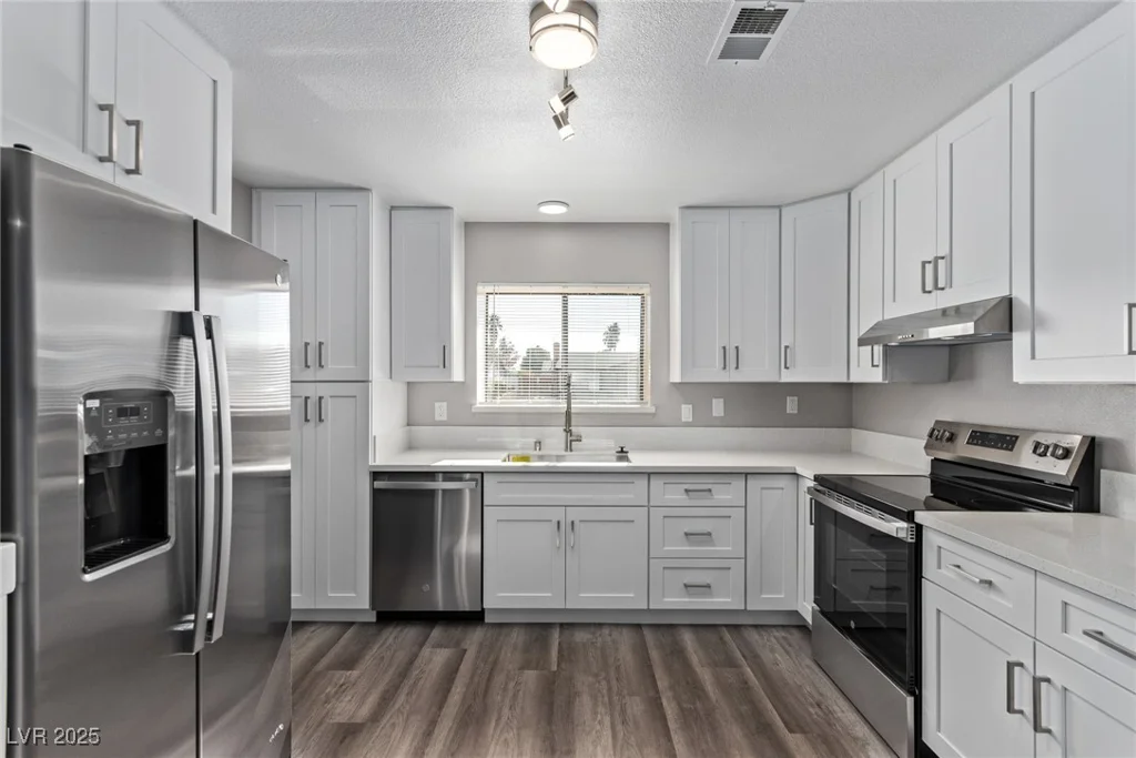 6412 Miragrande, Las Vegas, NV 89108