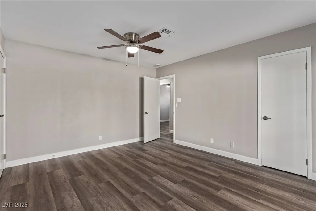 6412 Miragrande, Las Vegas, NV 89108