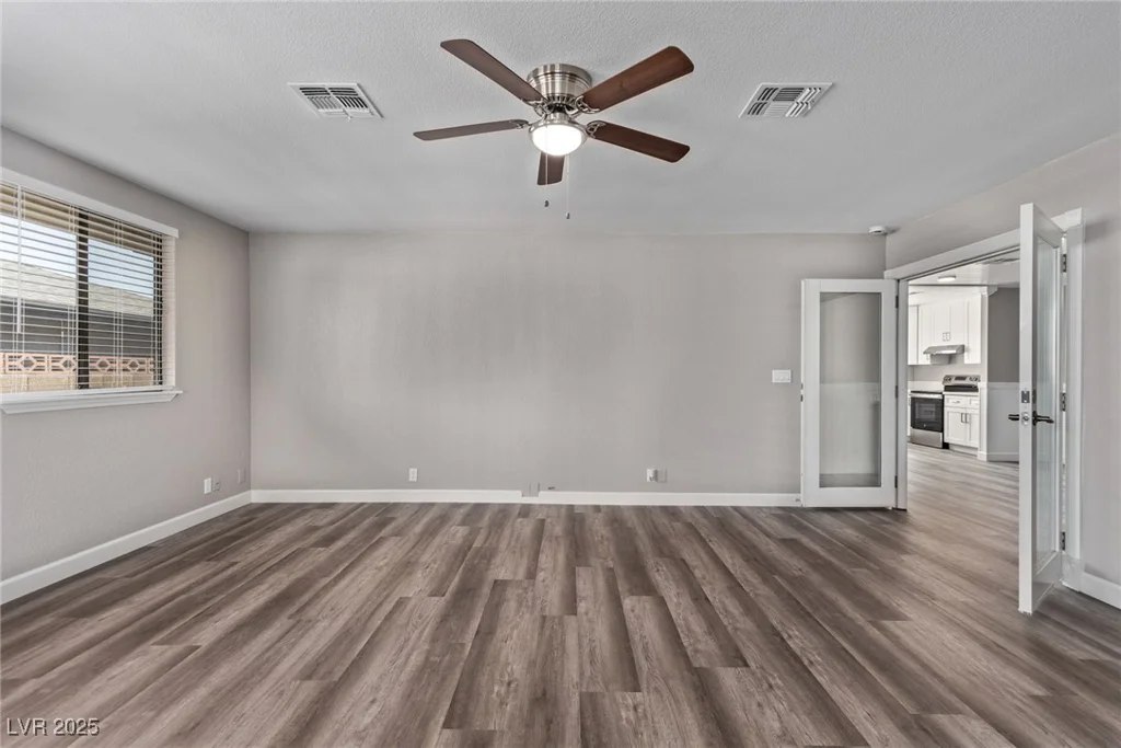 6412 Miragrande, Las Vegas, NV 89108