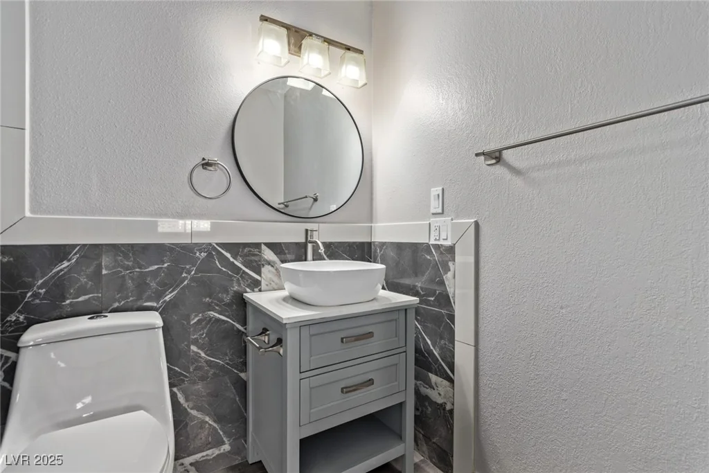 6412 Miragrande, Las Vegas, NV 89108