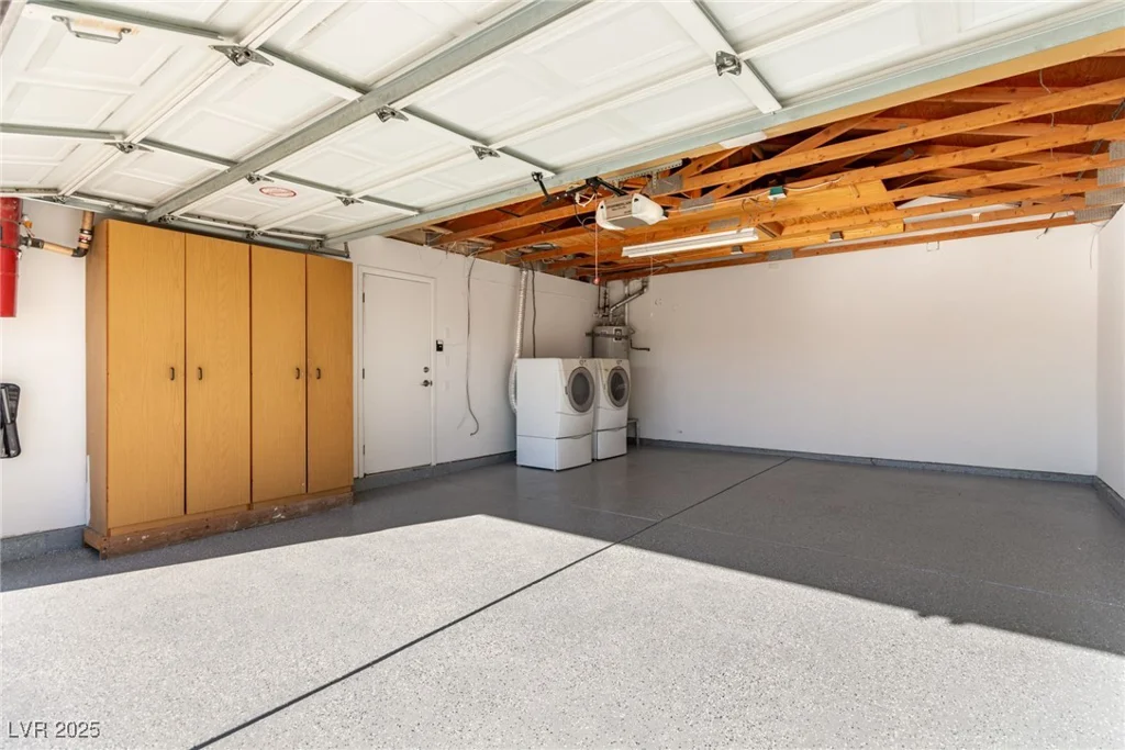 6412 Miragrande, Las Vegas, NV 89108