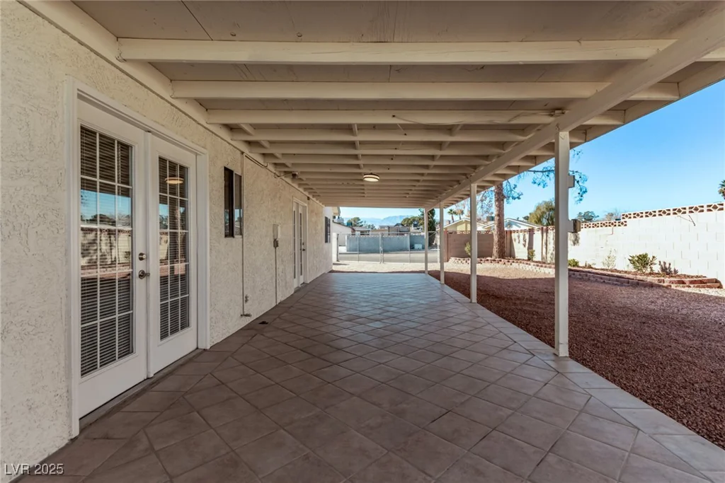 6412 Miragrande, Las Vegas, NV 89108
