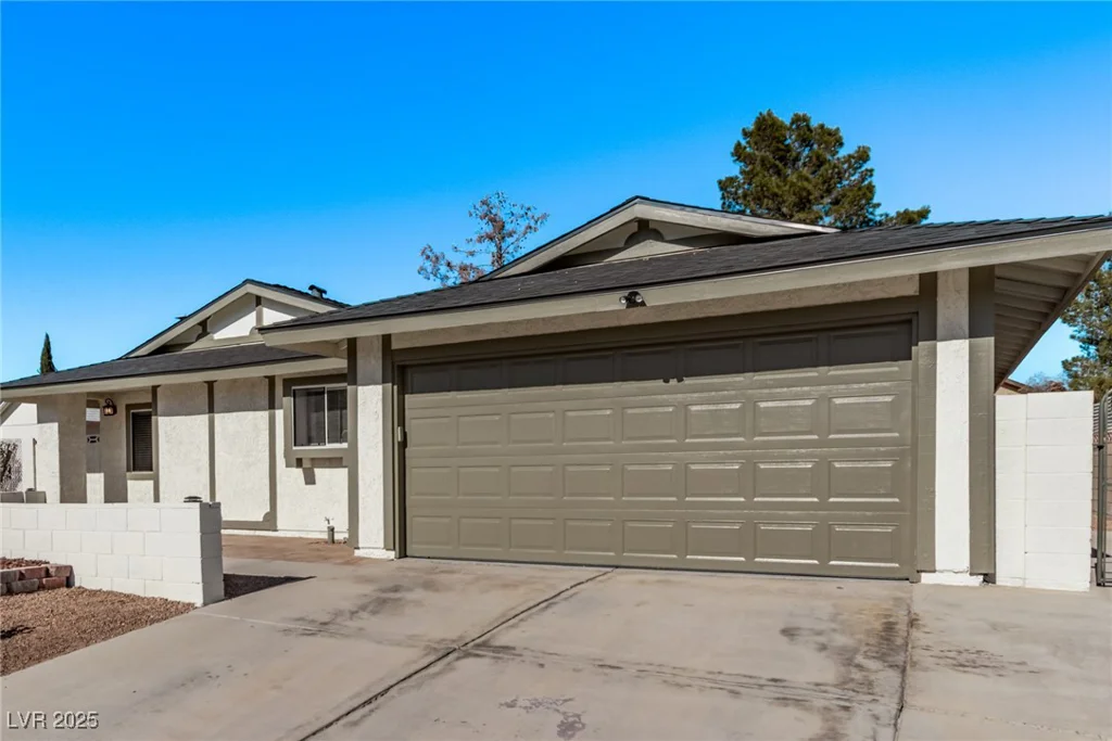 6412 Miragrande, Las Vegas, NV 89108