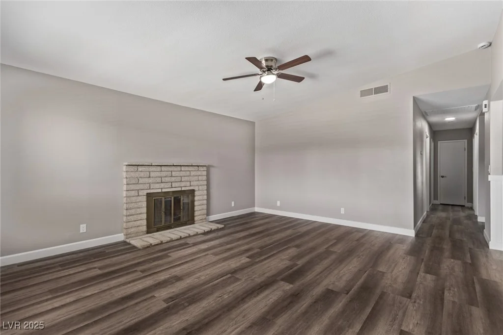 6412 Miragrande, Las Vegas, NV 89108