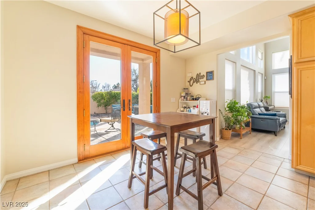 8225 Taos Paseo, Las Vegas, NV 89128