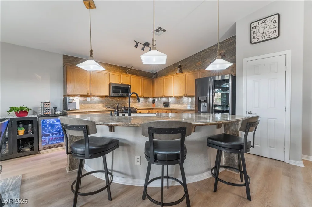8220 Flowing Rapids, Las Vegas, NV 89131