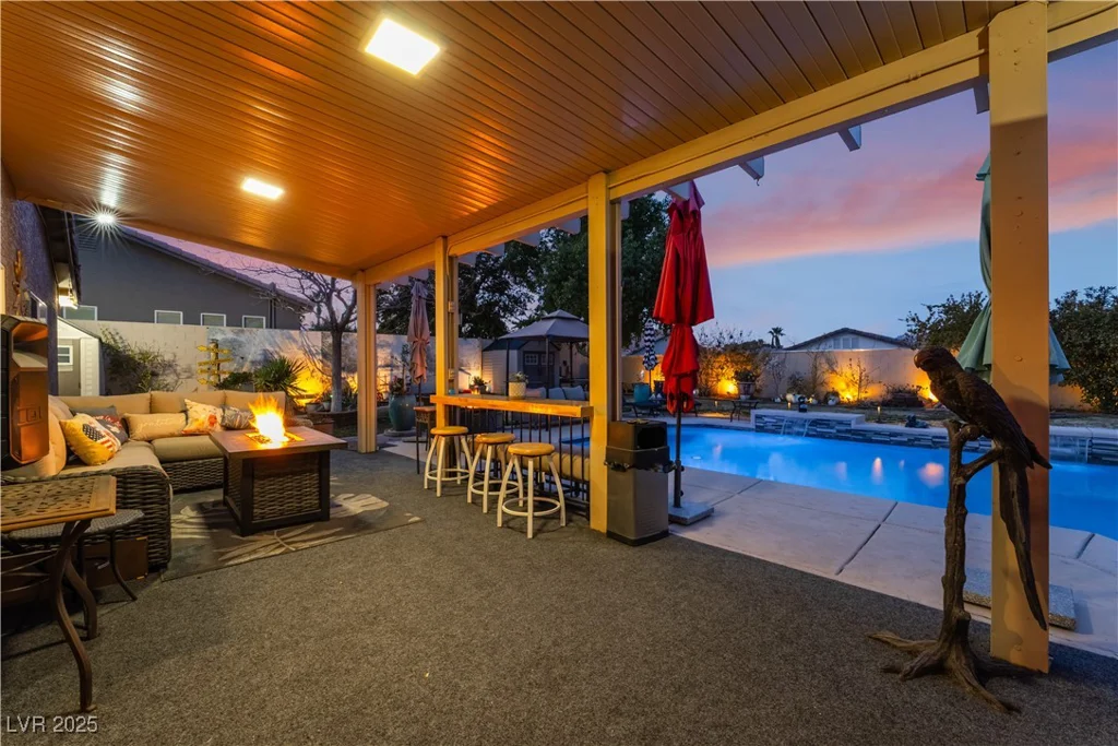 8220 Flowing Rapids, Las Vegas, NV 89131