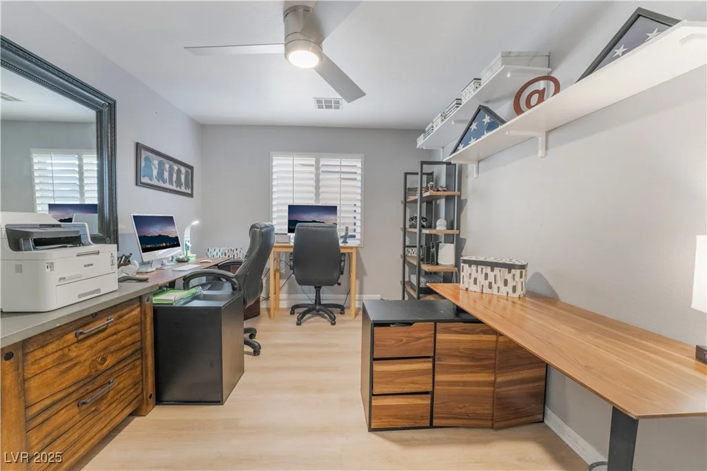 8220 Flowing Rapids, Las Vegas, NV 89131