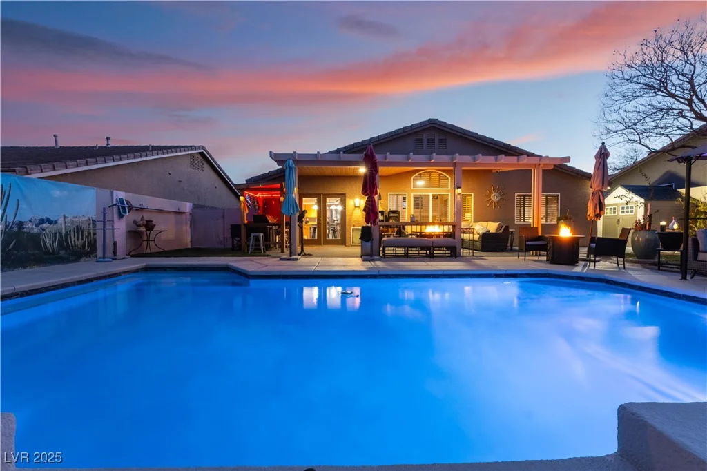 8220 Flowing Rapids, Las Vegas, NV 89131