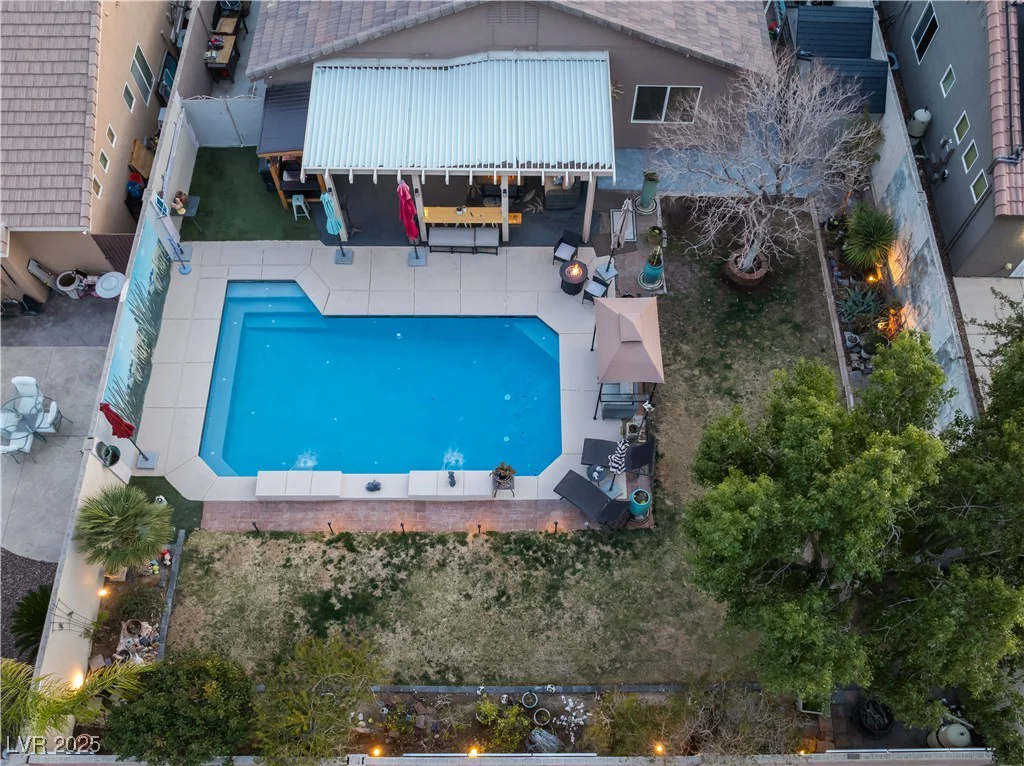 8220 Flowing Rapids, Las Vegas, NV 89131