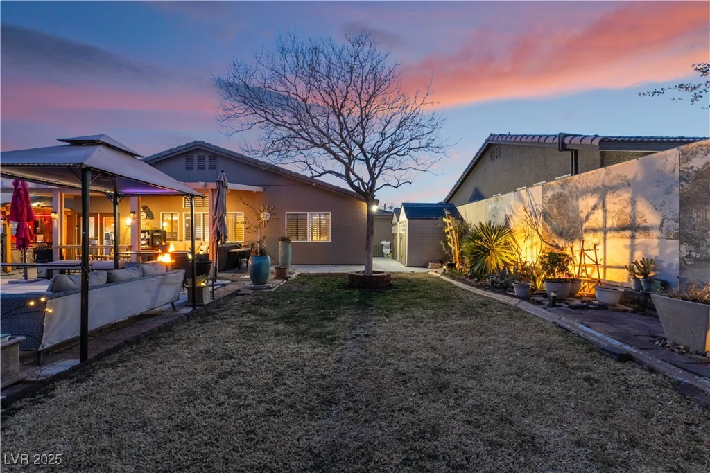 8220 Flowing Rapids, Las Vegas, NV 89131