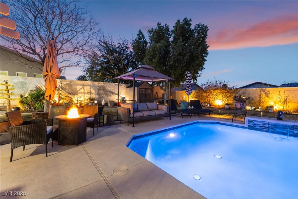 8220 Flowing Rapids, Las Vegas, NV 89131