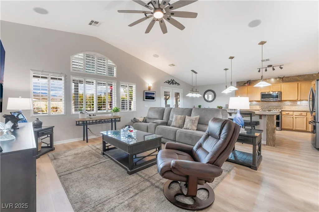 8220 Flowing Rapids, Las Vegas, NV 89131