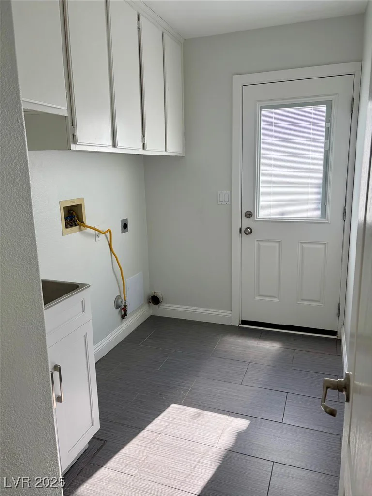 1705 Pink Cliff, Las Vegas, NV 89128