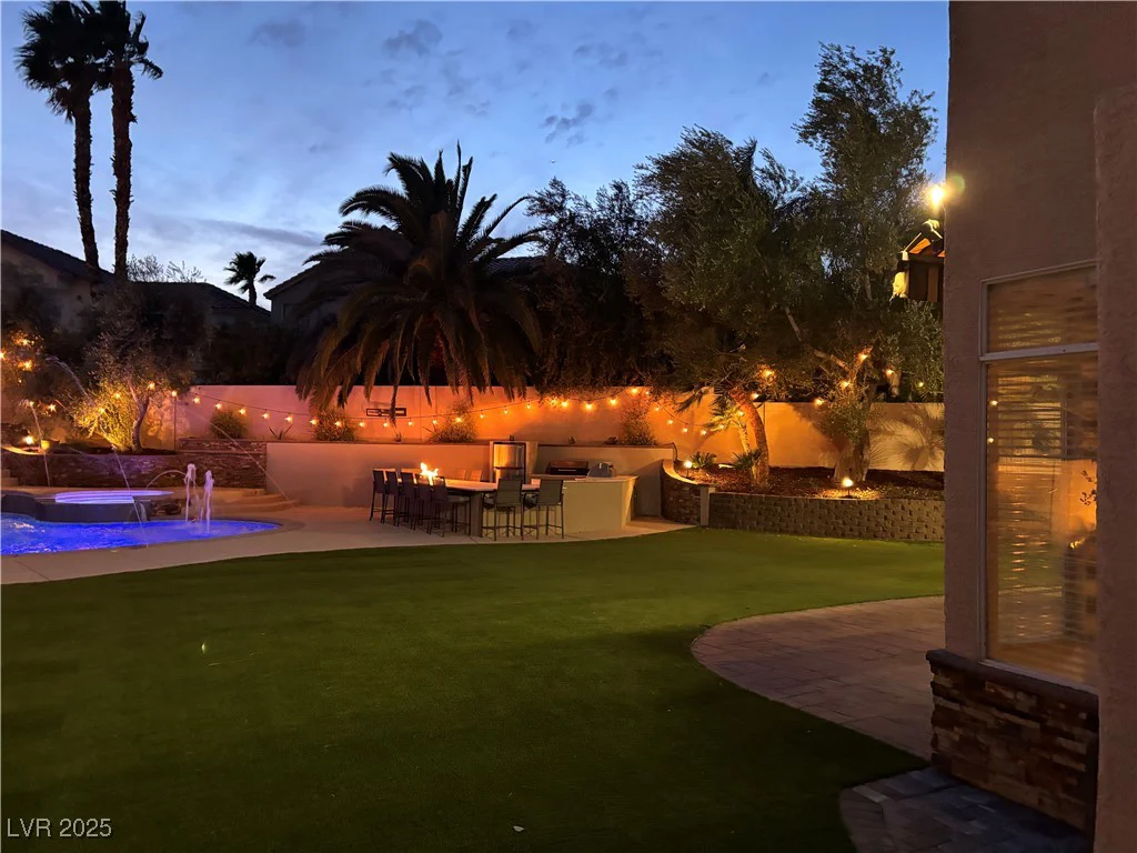 1705 Pink Cliff, Las Vegas, NV 89128