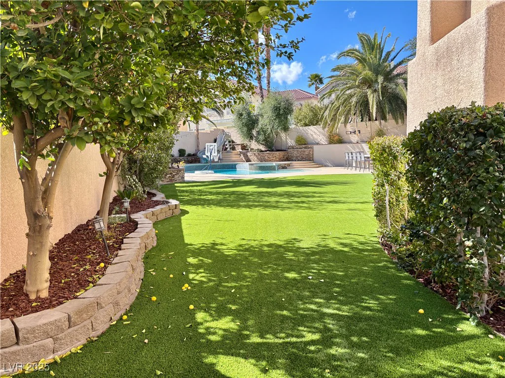 1705 Pink Cliff, Las Vegas, NV 89128