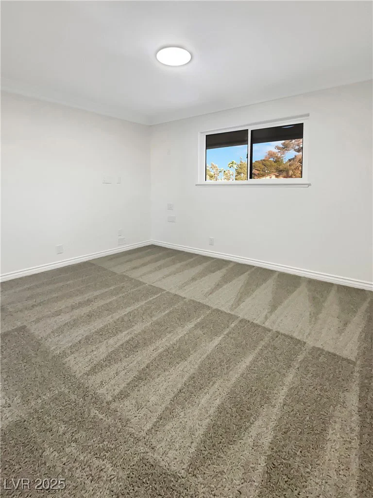 2578 Paradise Village, Las Vegas, NV 89120