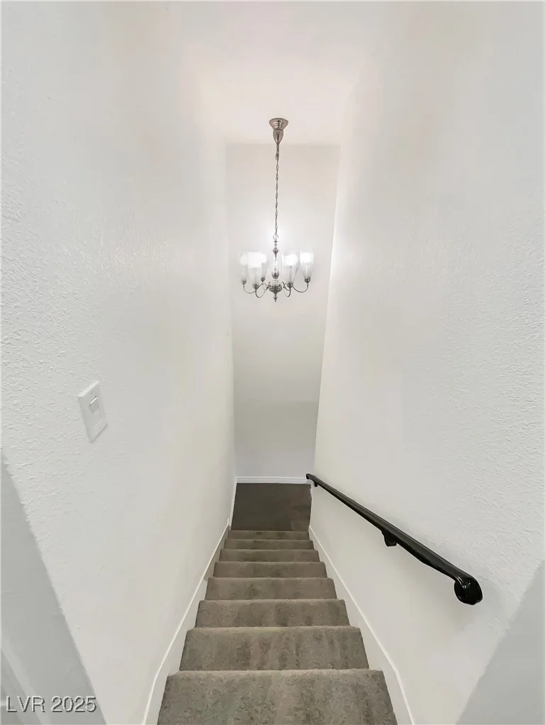 2578 Paradise Village, Las Vegas, NV 89120