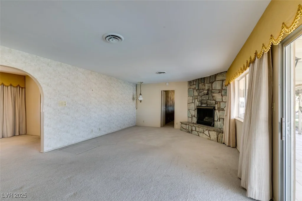 4530 Maulding, Las Vegas, NV 89139